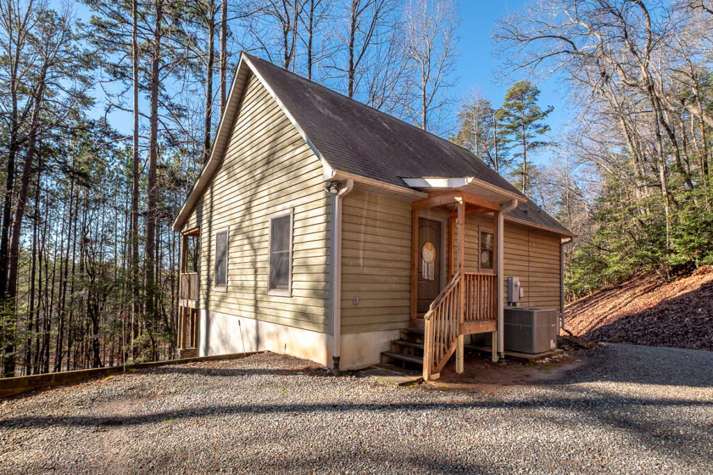 4 Matthews Creek Lane 1