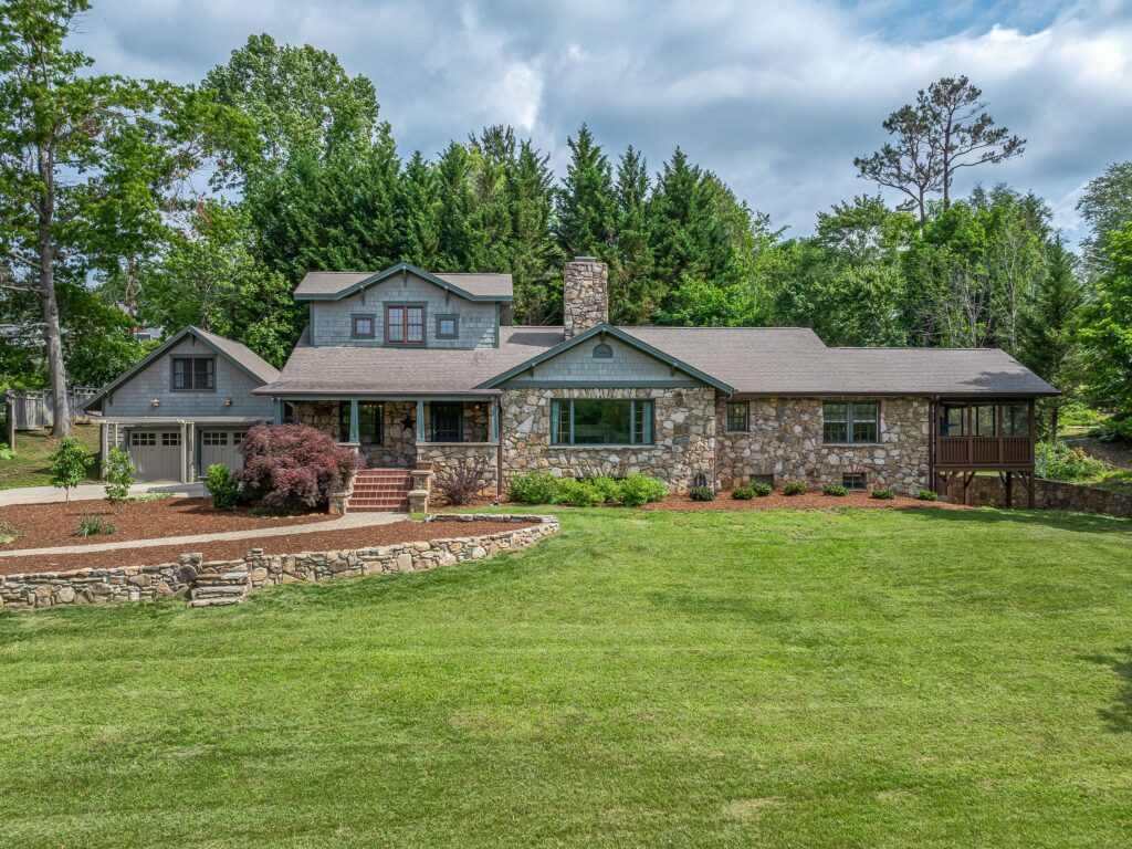 01 2 Fairway Road 1 1