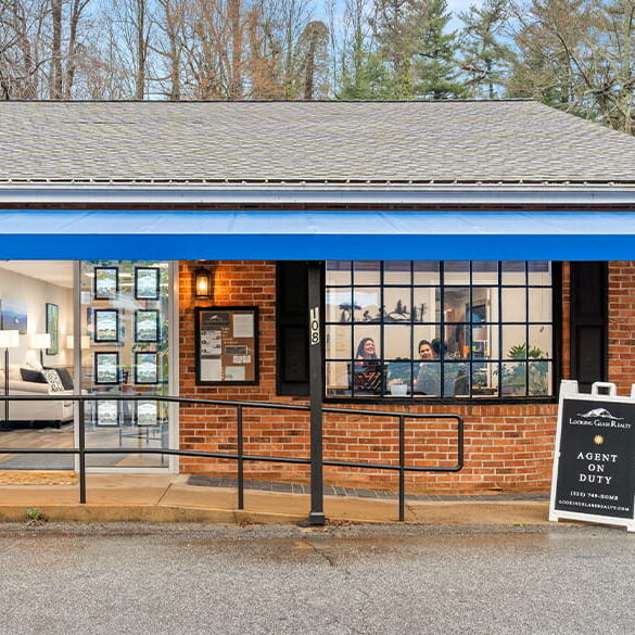 Saluda-Office